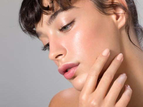 Dry Skin? Here’s 10 Cream Cosmetics for a Dewy Skin Finish This Winter